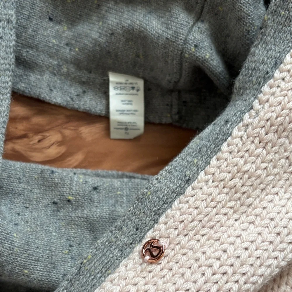 Lululemon Knit Scarf - Picture 2 of 5